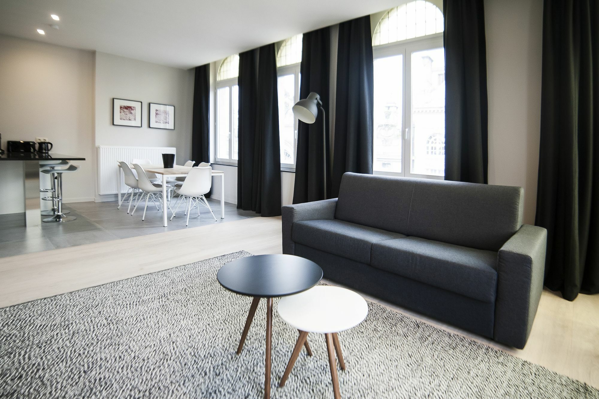 Smartflats Design - Louise Apartment บรัสเซลส์ ภายนอก รูปภาพ